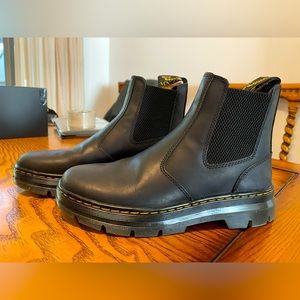 Black leather Dr Martens Chelsea boots. Womens size 8